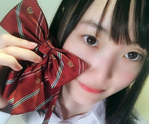 スーパースリム&ロリロリのNANAMIちゃん、男性経験1人なのに撮影に興味あって来ちゃった!いつの間にかマスクはどこかへ!