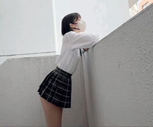 激かわJKのえっちな下着とお尻